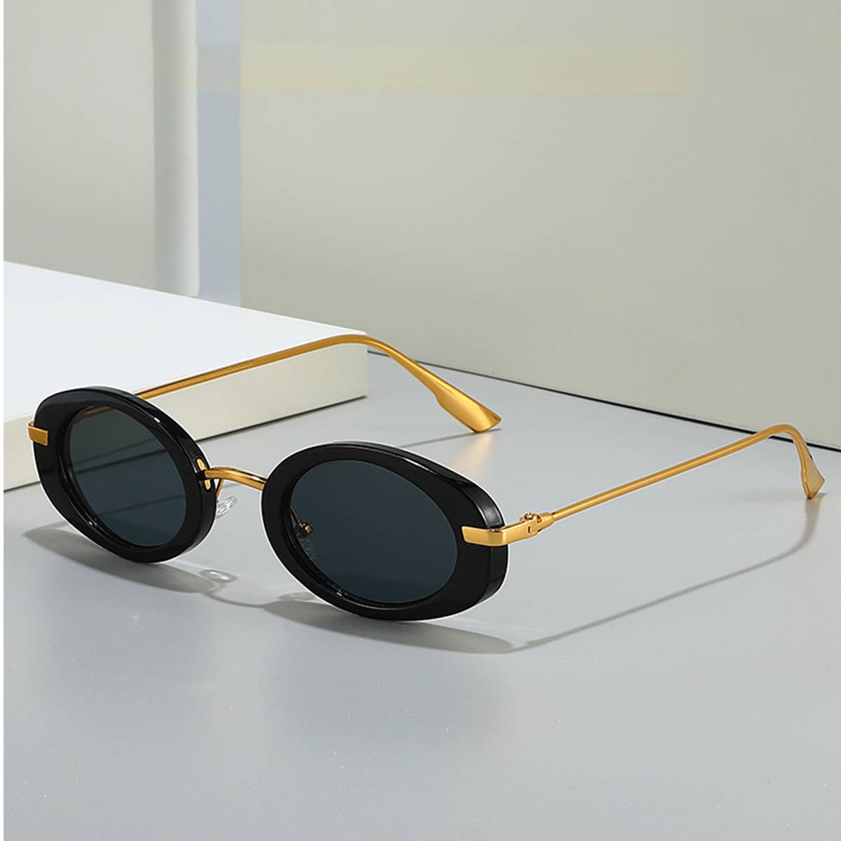 OVAL RETRO HIGH-END SUNGLASSES