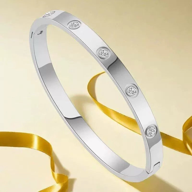 18k non tarnish waterproof bangle