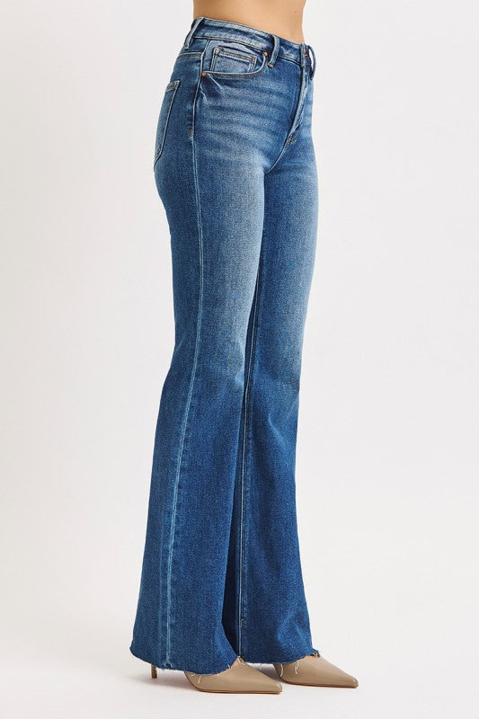 HR Flare Jeans