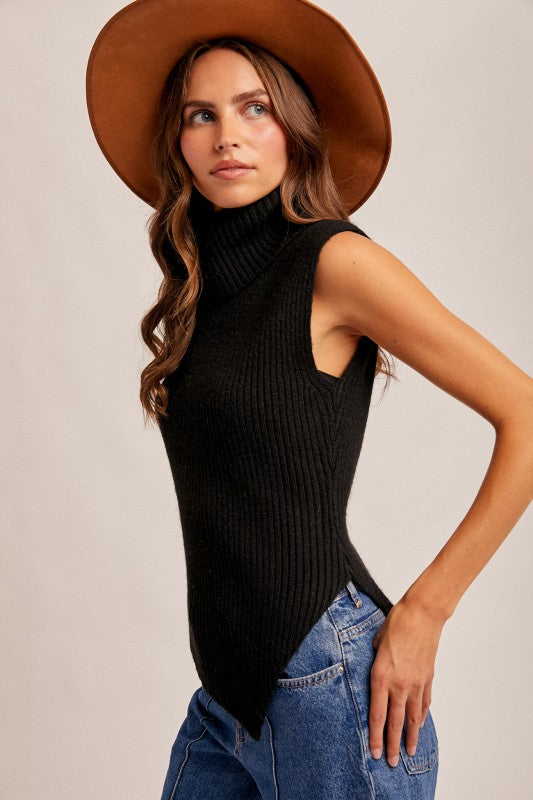 Turtleneck Asymmetrica Sweater Vest