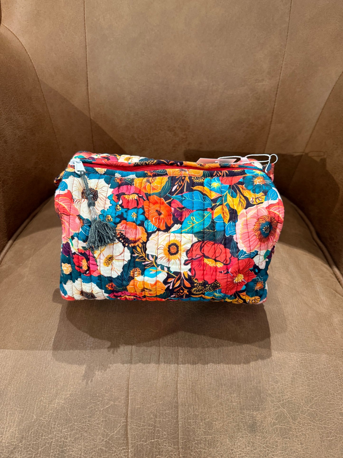 Floral printed pouch