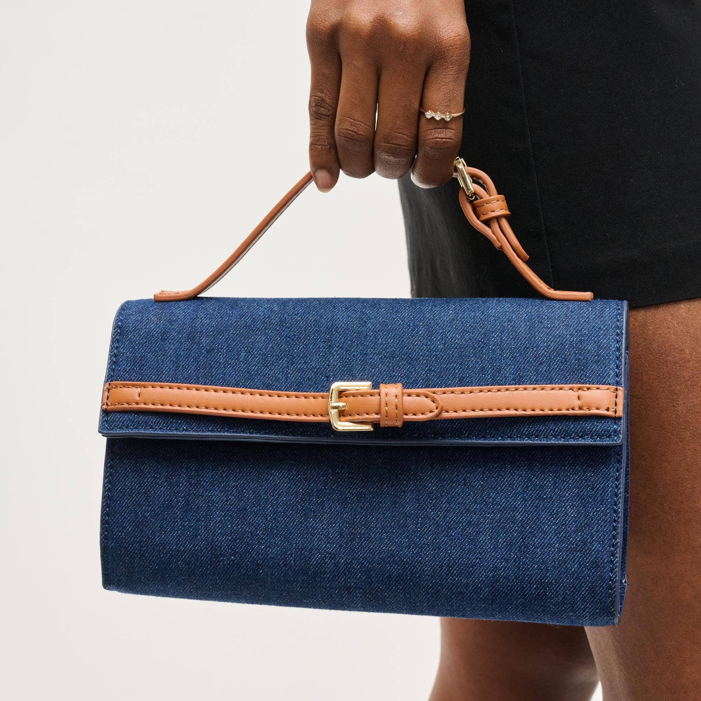 Thea Crossbody