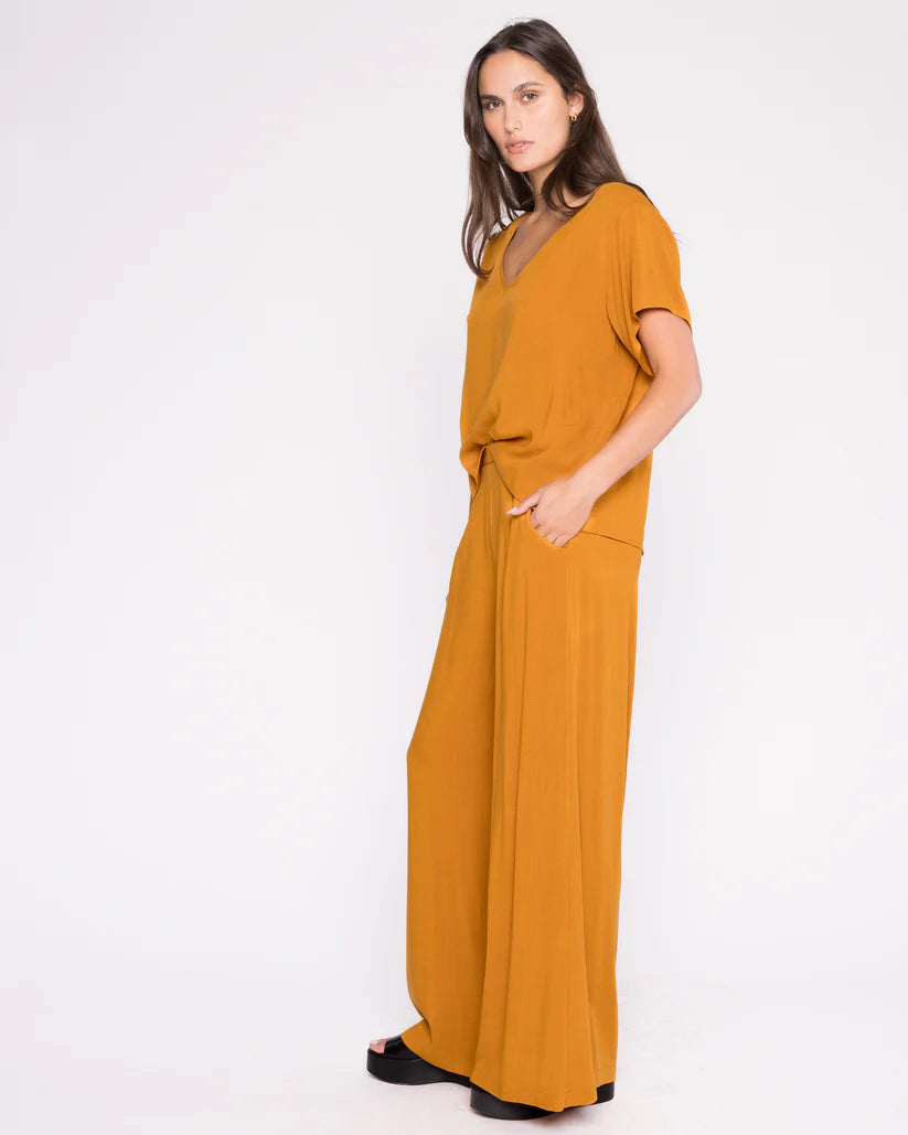 Linen everyday t-shirt