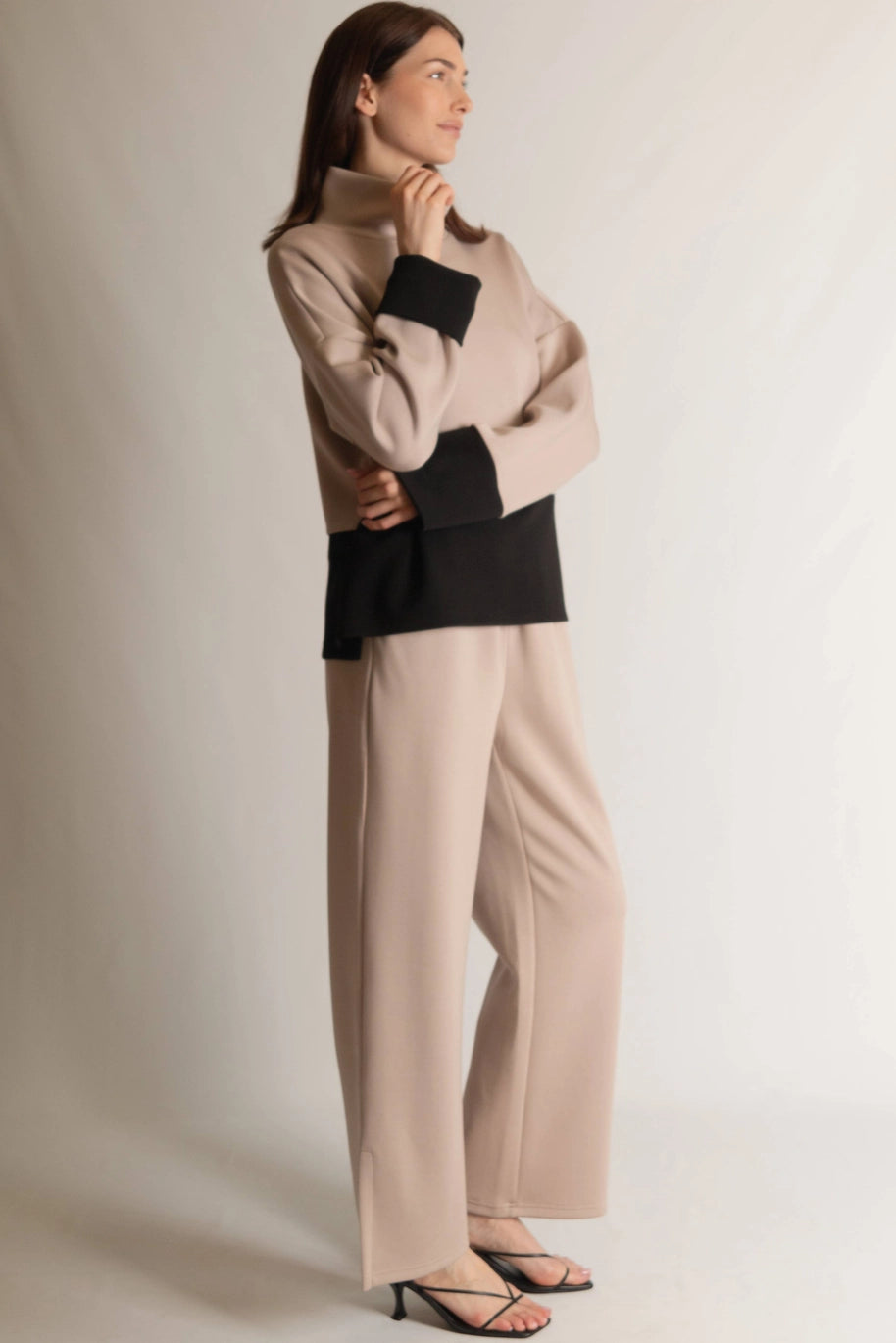 Mochelle two tone top