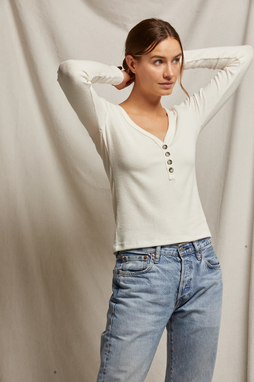 evangeline rib ls vneck