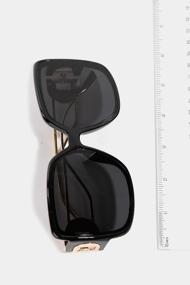large square lens frame sunglasses