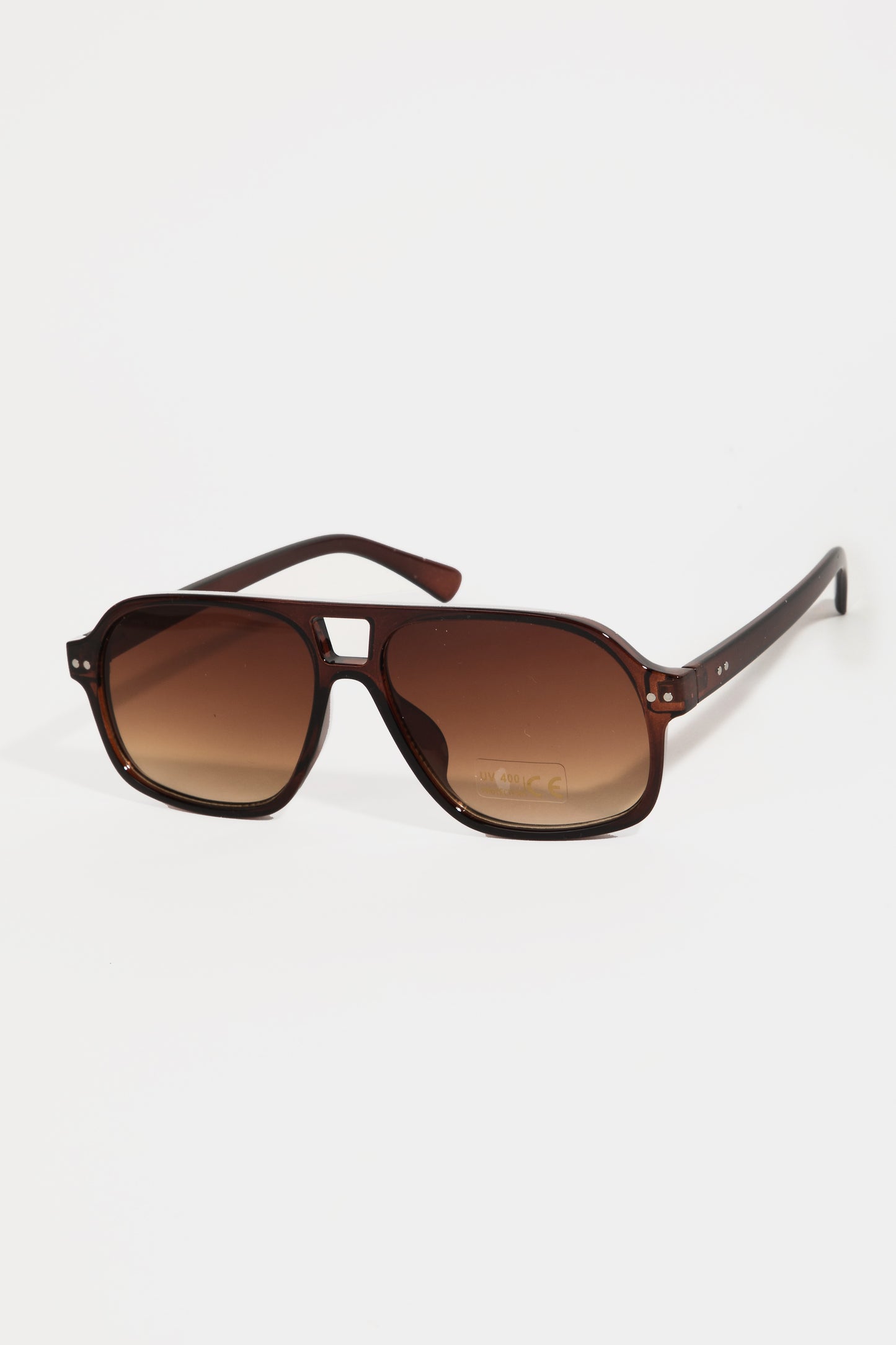 plastic aviator frame sunglasses