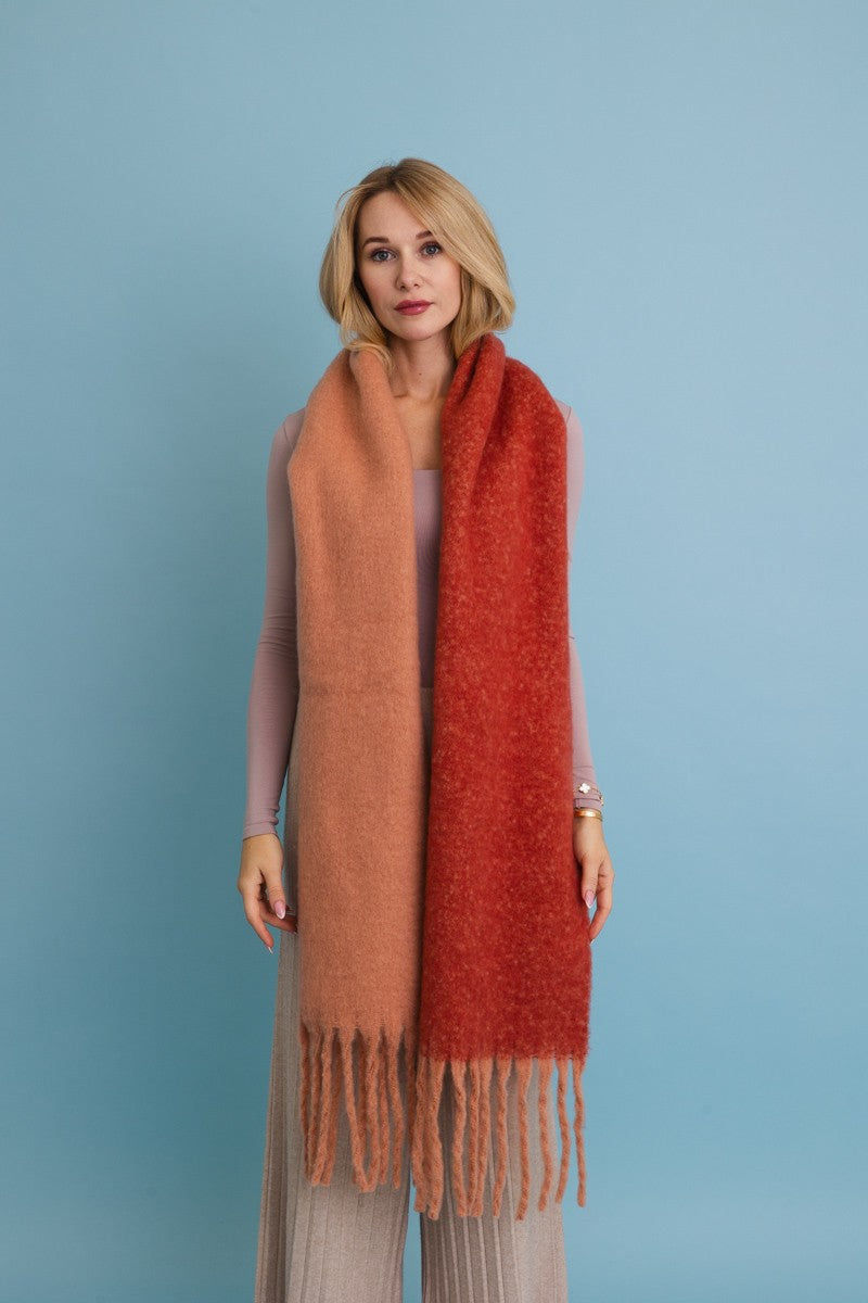 cozy solid two tone tassel scarf