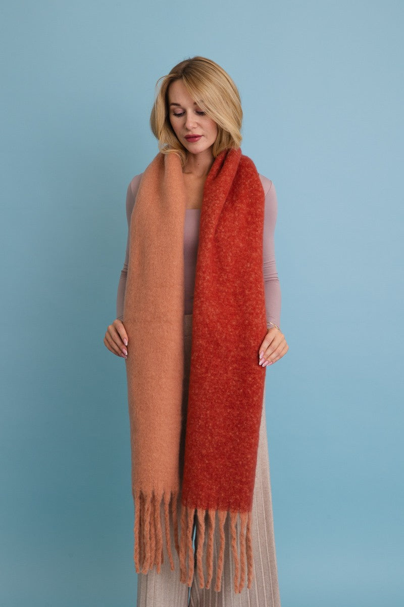 cozy solid two tone tassel scarf