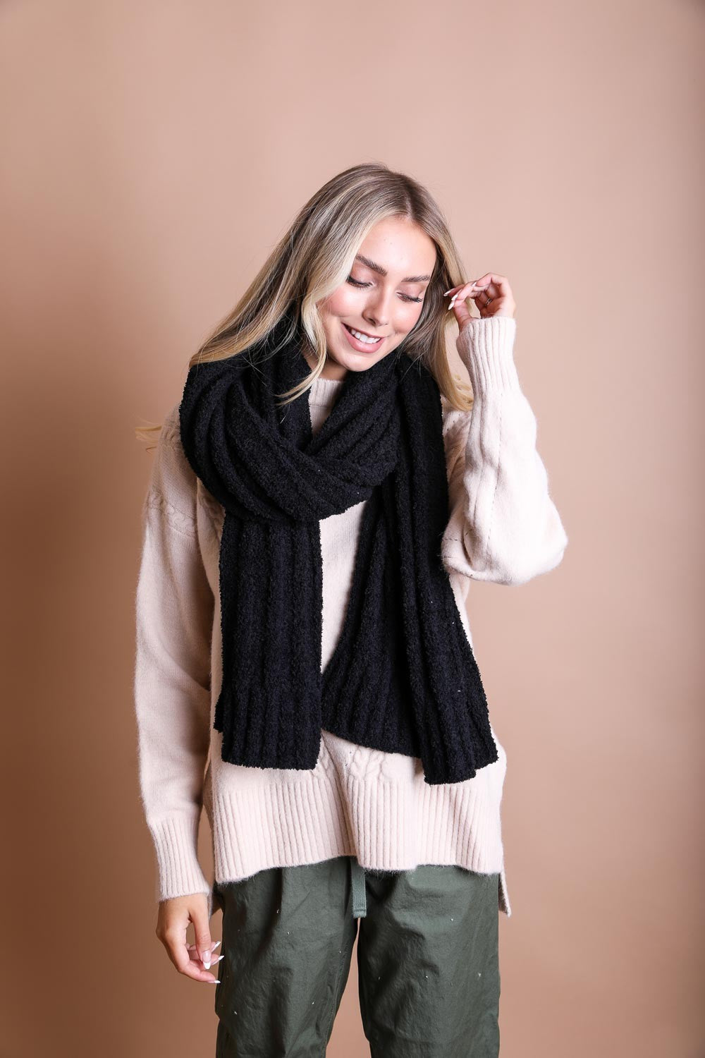 ultra soft boucle vertical knit scarf