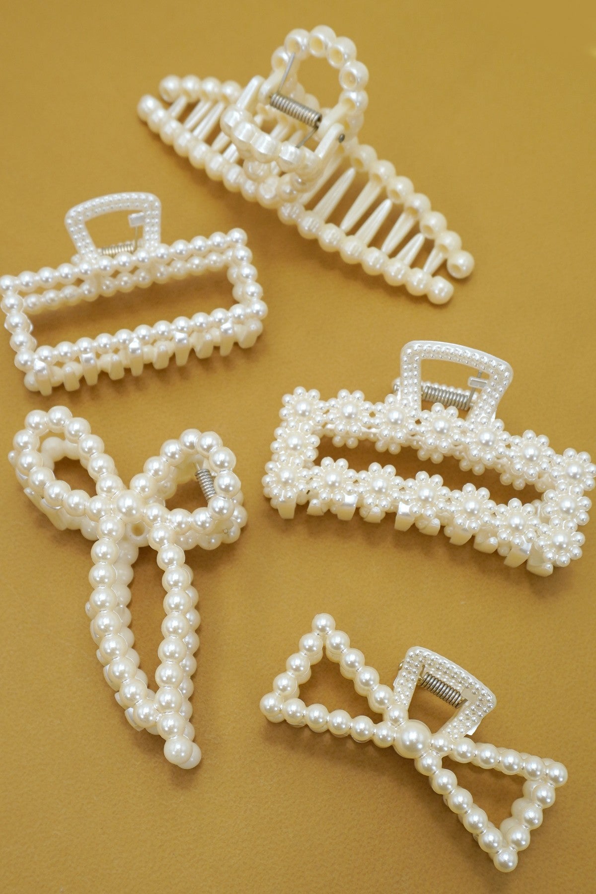 pearl claw clip