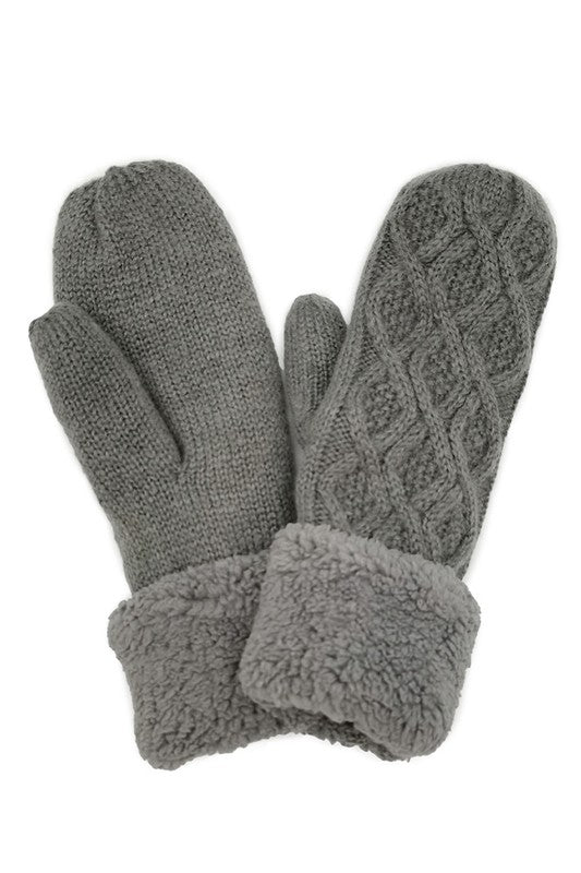 Cable Knit Sherpa Mittens