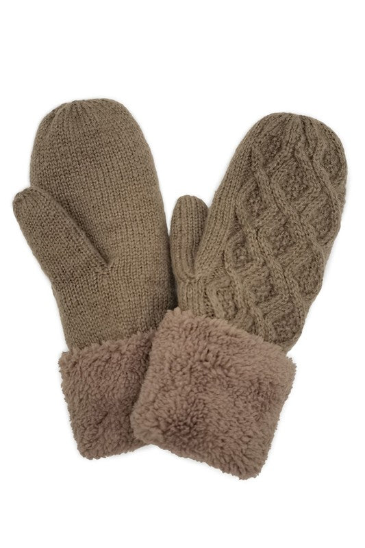 Cable Knit Sherpa Mittens