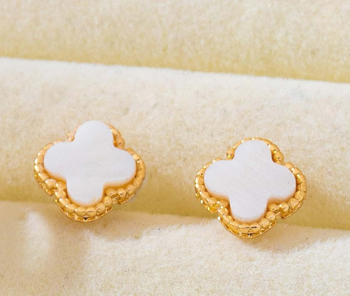 clover-shaped stud earrings