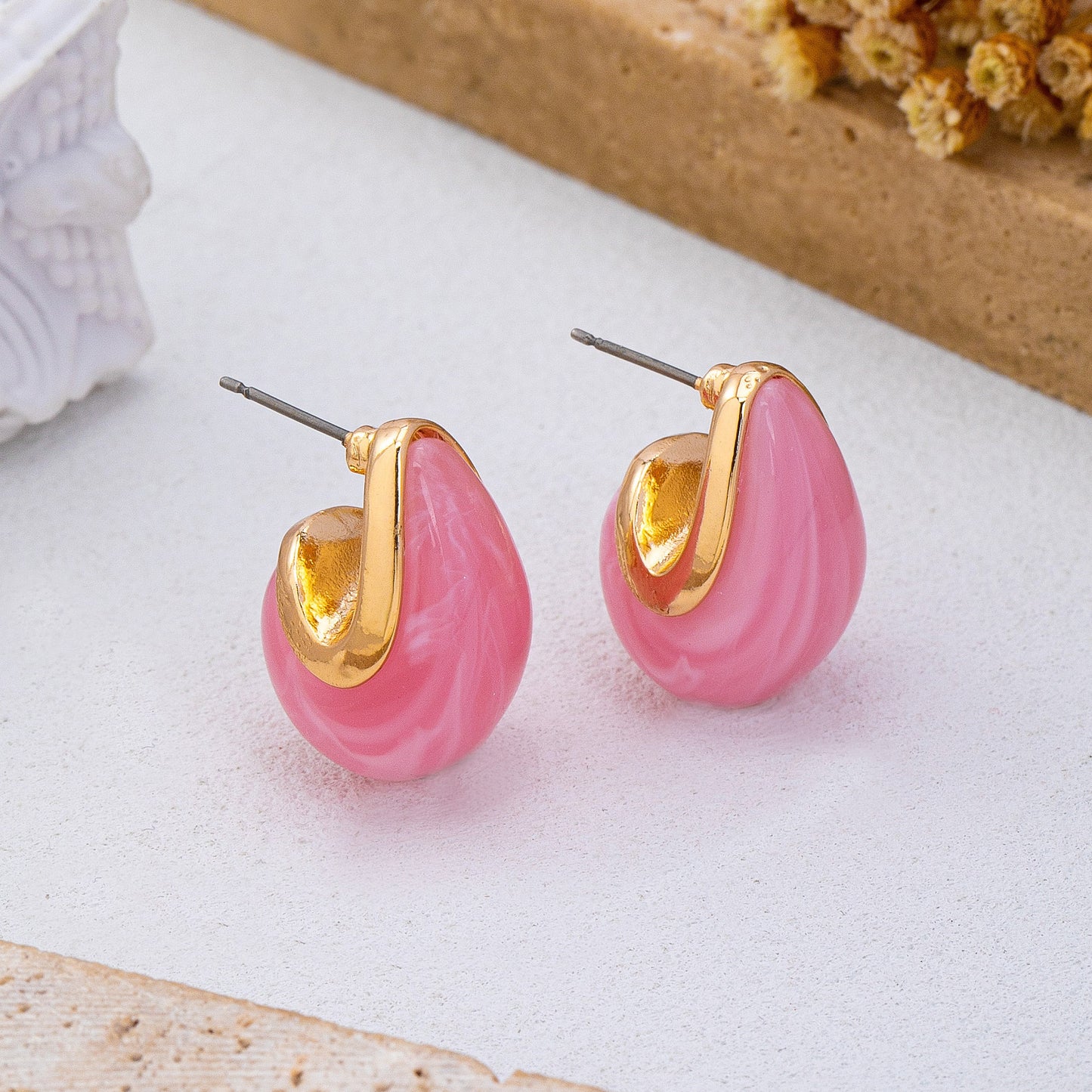 marbled teardrop stud earrings