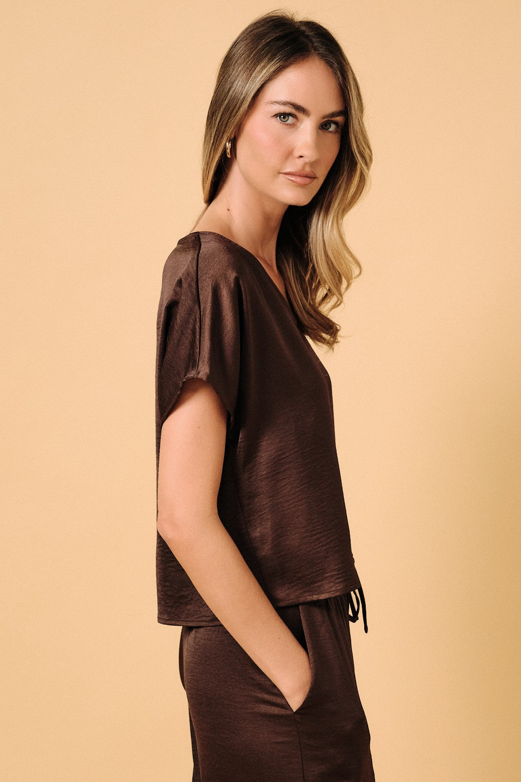 V Neck Dolman Short Sleeve Crinkle Satin Top
