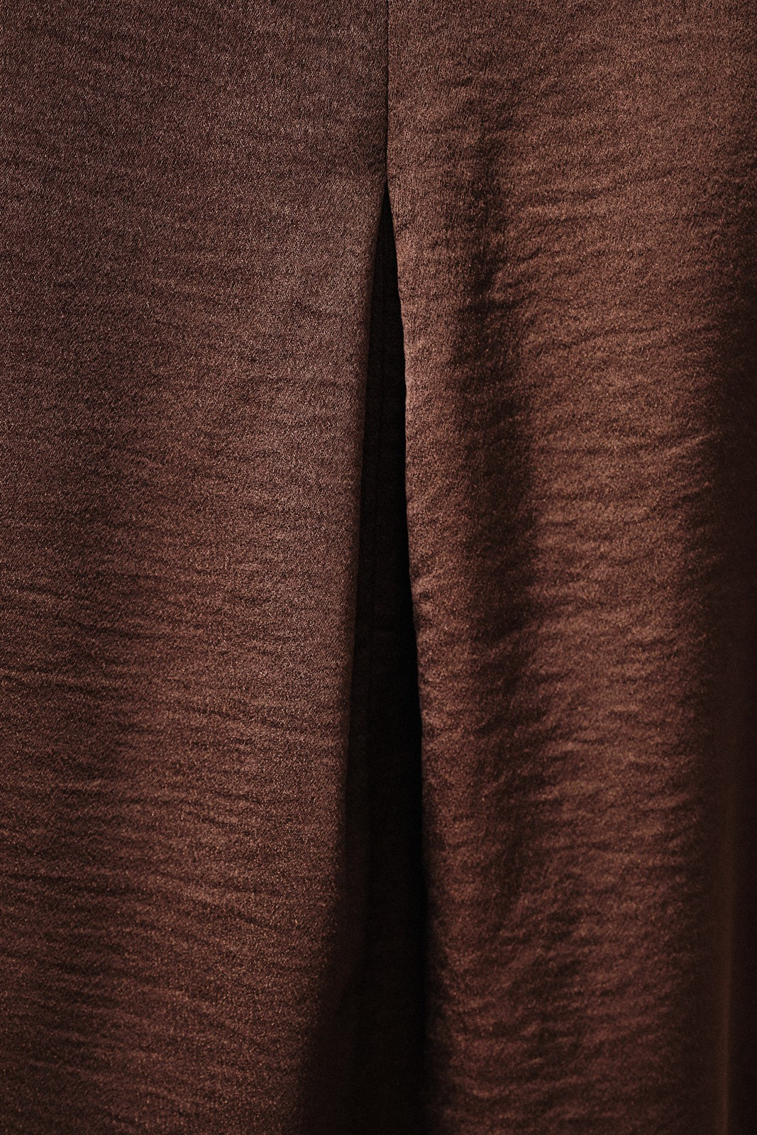 V Neck Dolman Short Sleeve Crinkle Satin Top