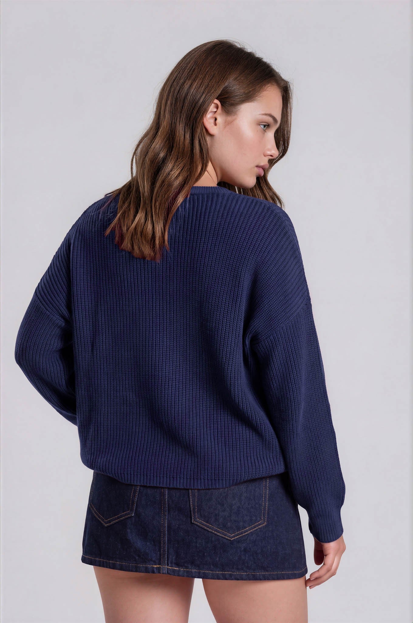 raw edge cropped knit sweater-curvy
