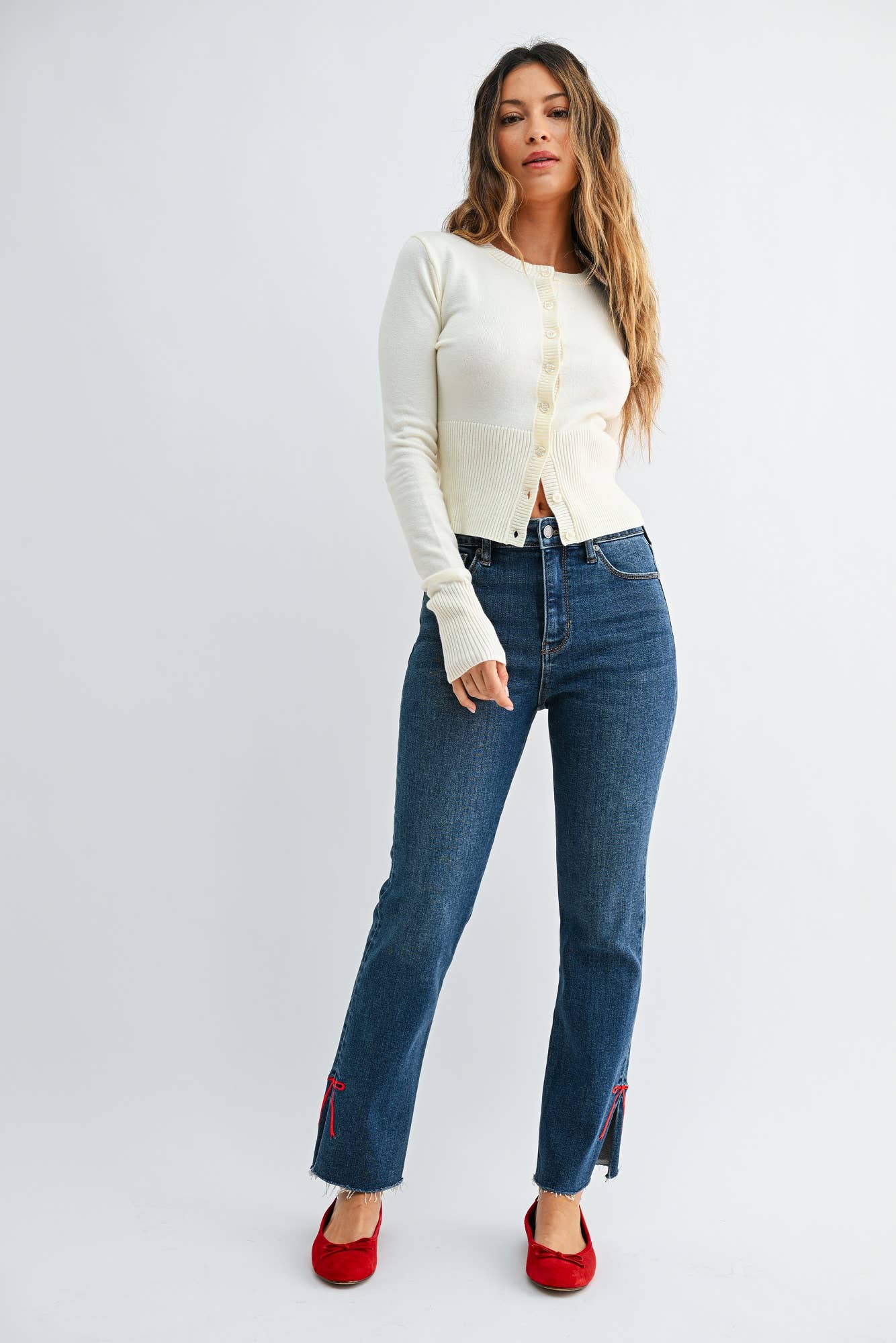 Red Bow Sliced Straight Jean