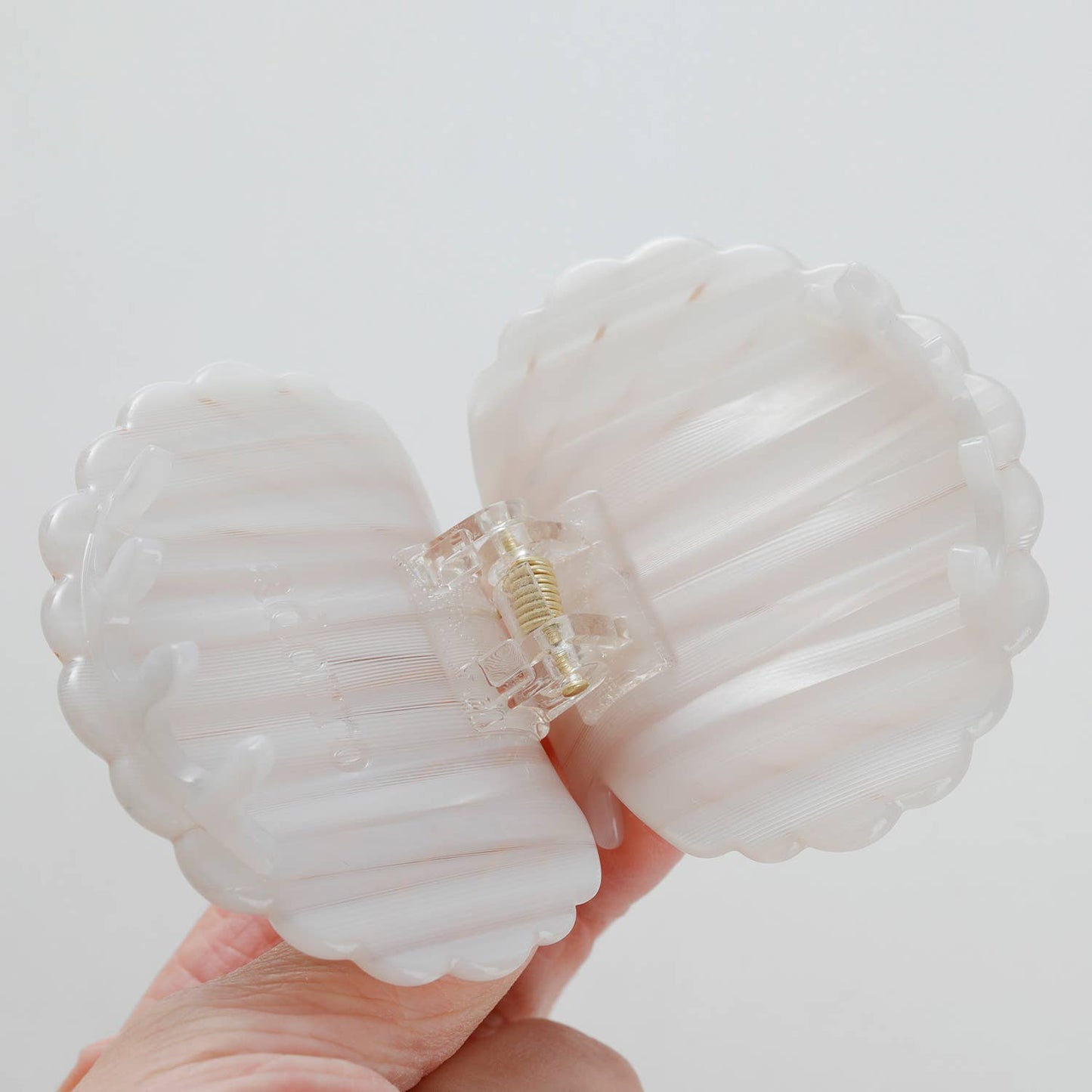 Opal Pearl Seashell Claw Clip - Medium