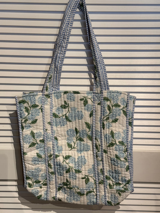 Hydrangea printed reversible tote