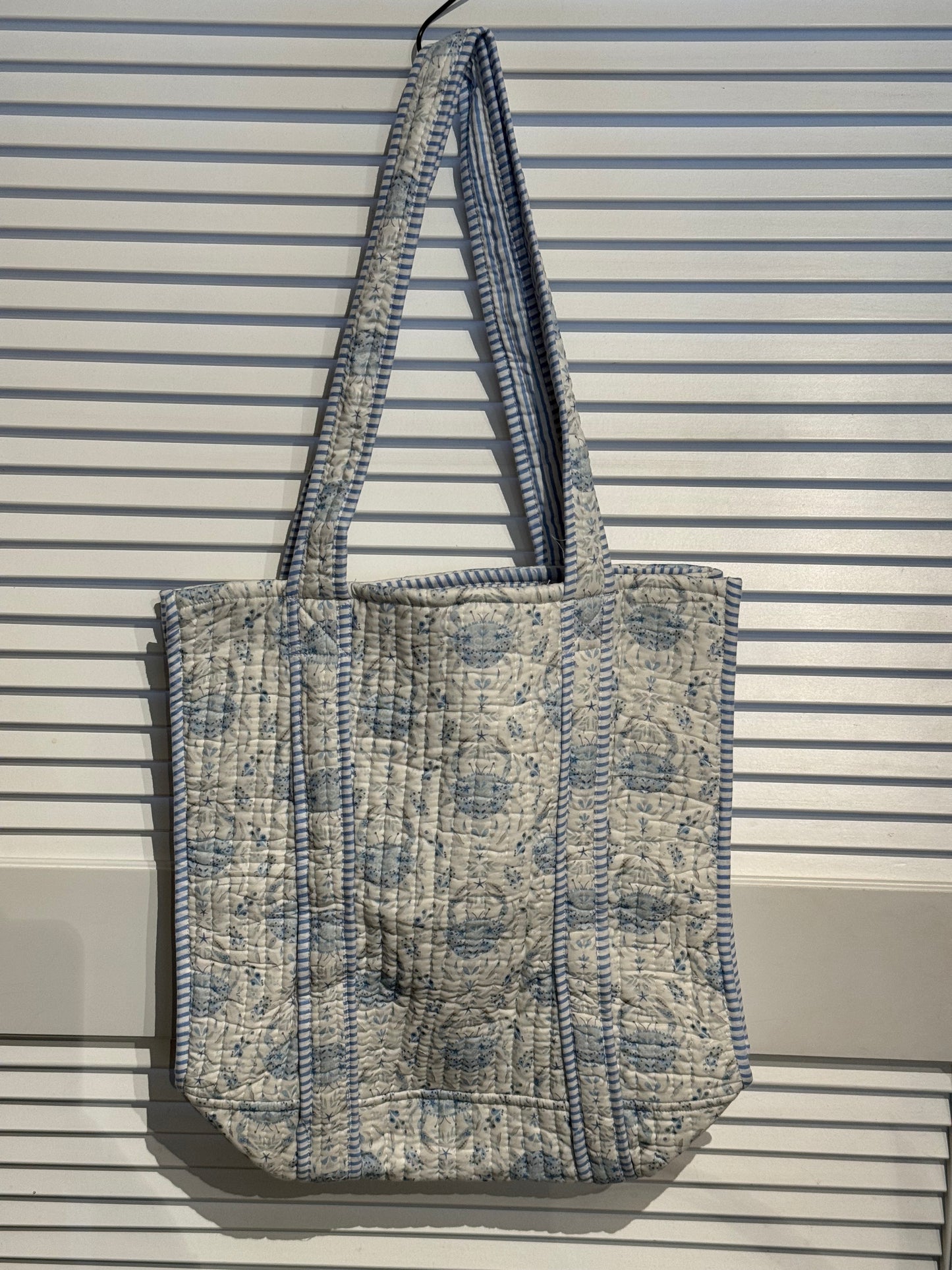 Blue crab printed reversible tote