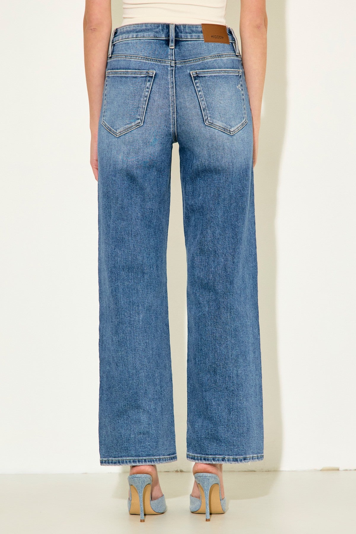 Ella High Rise Classic Straight-Medium
