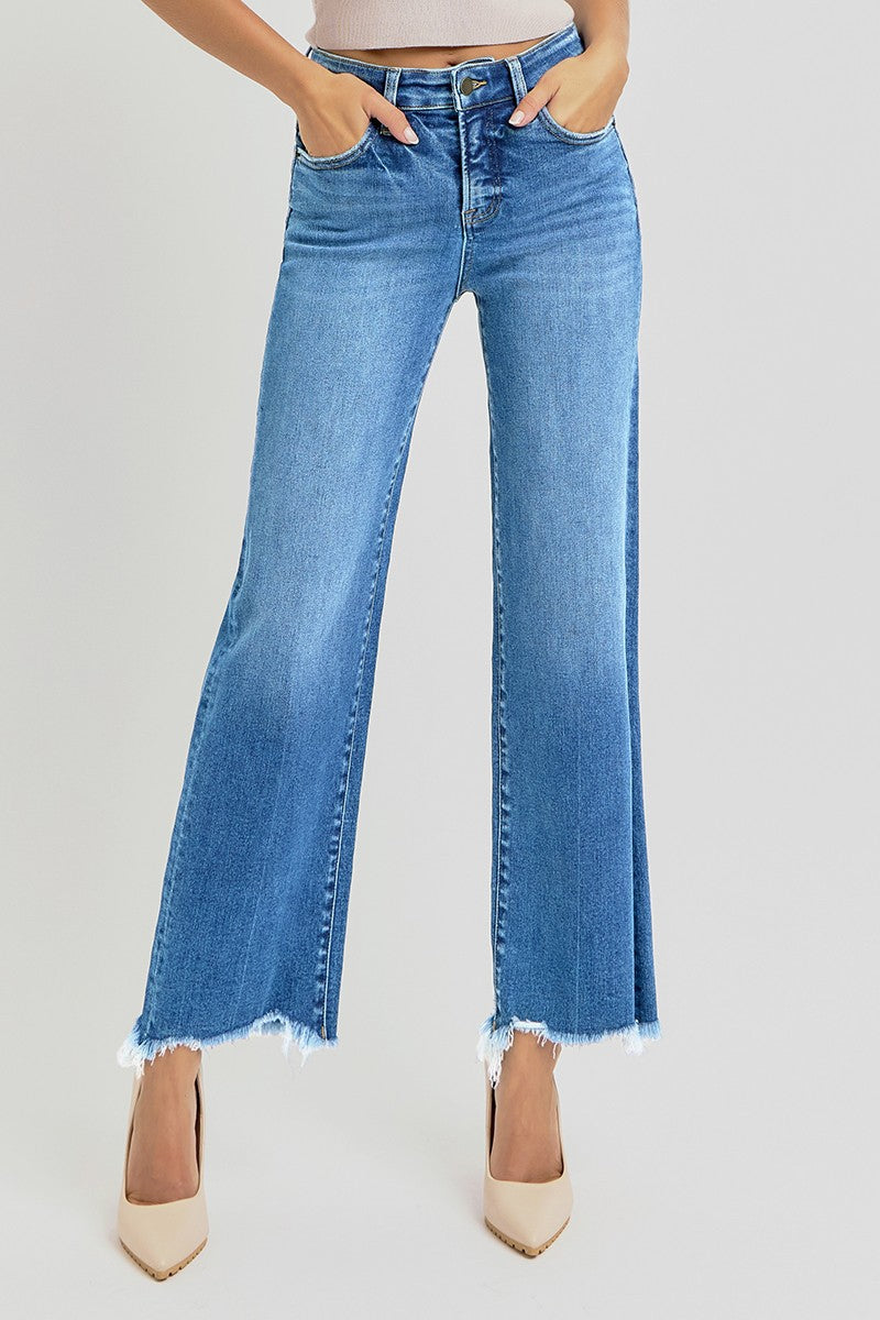 Fiona Fray Bottom HR Ankle Straight Jeans