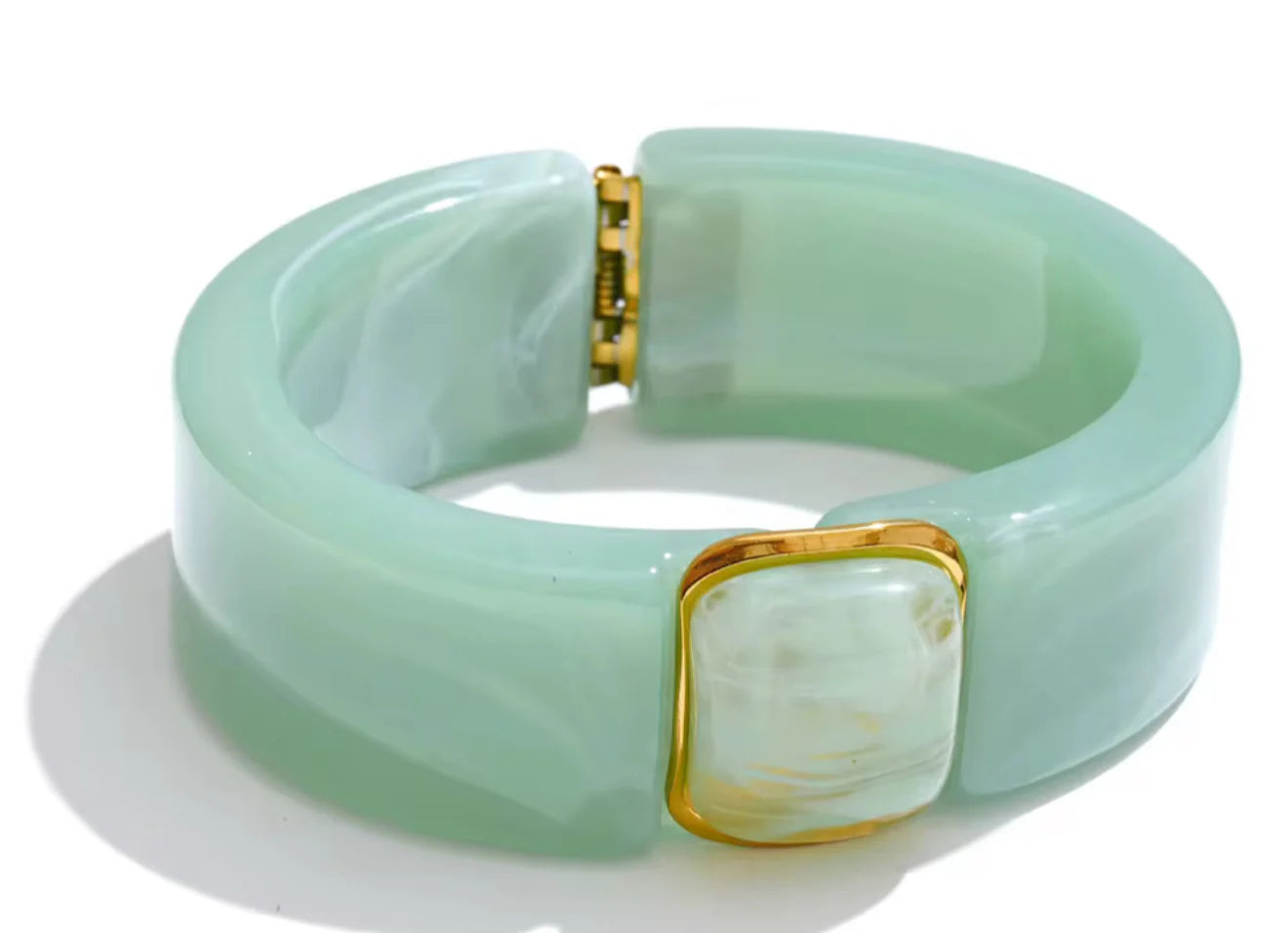 Devan Bangle Bracelet