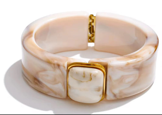 Devan Bangle Bracelet