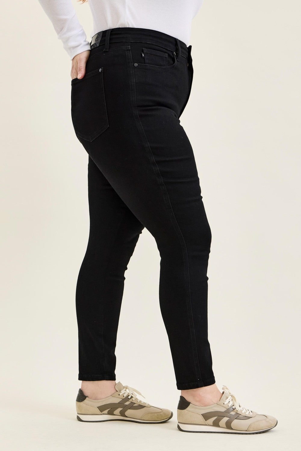 Sienna Skinny-Curvy