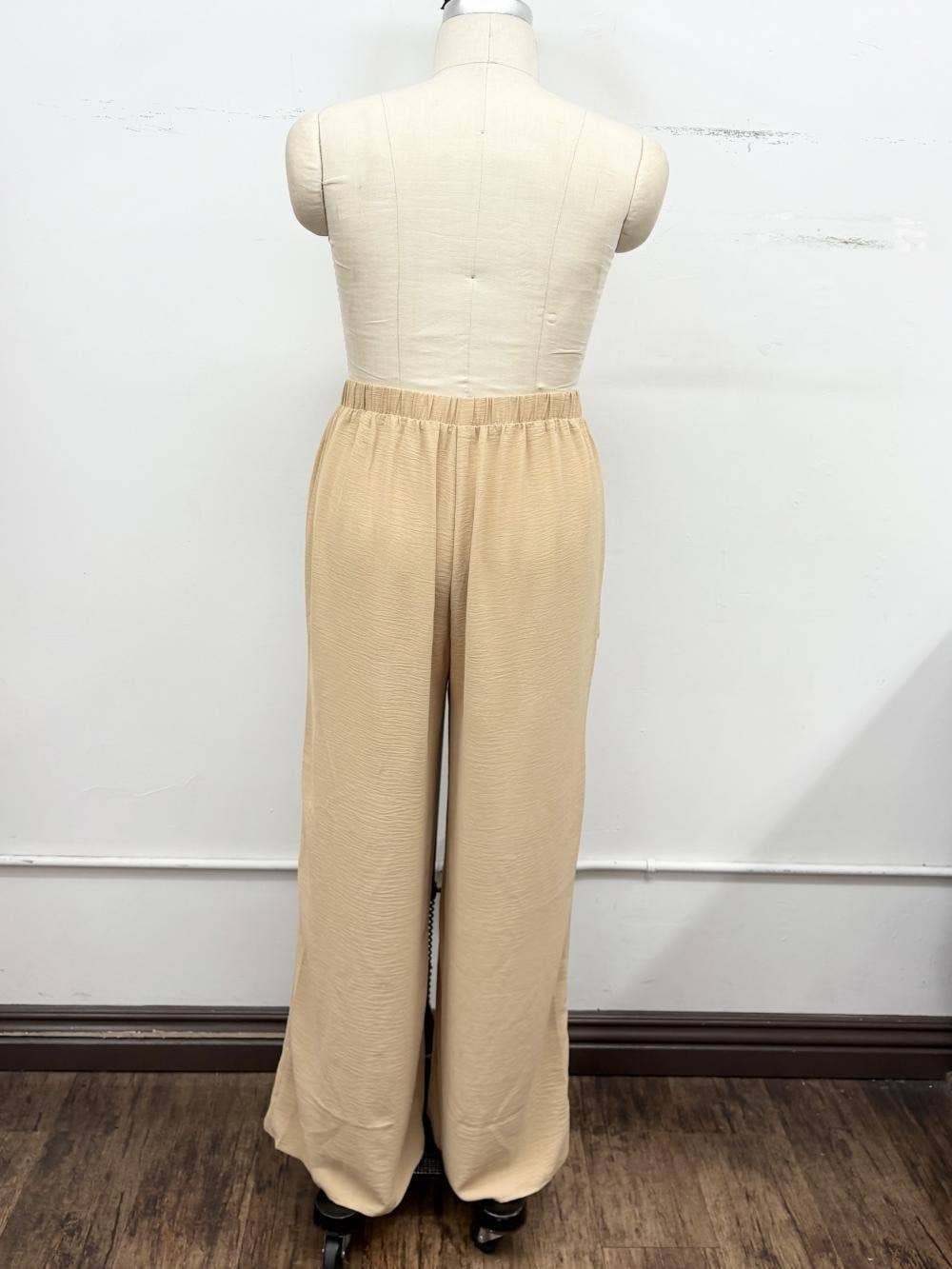 lace panel wide leg pants-curvy