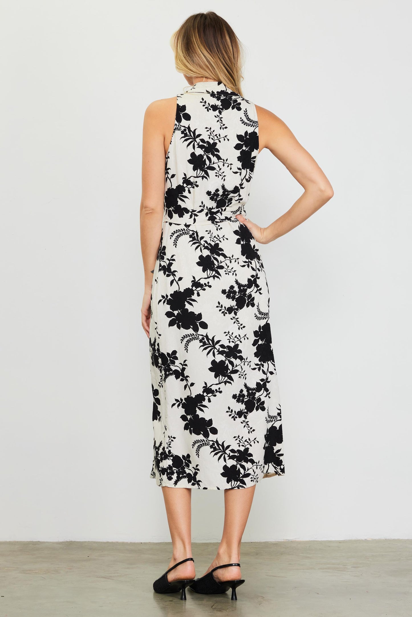 b&w printed sleeveless dress