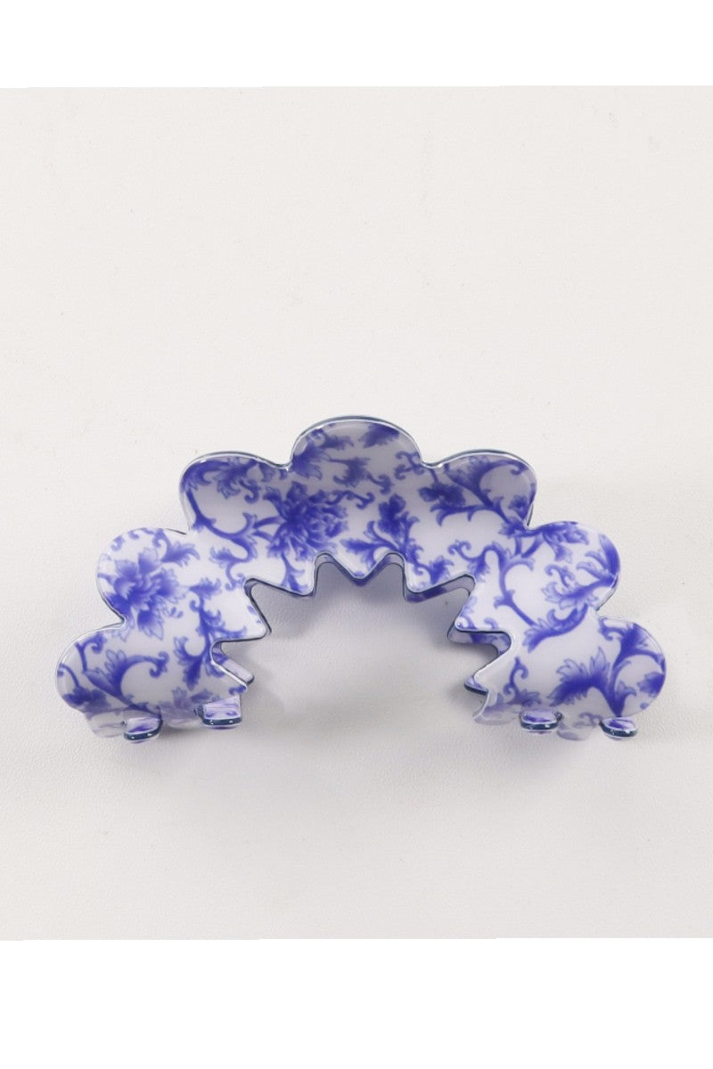 Wavy Porcelain Claw Clip