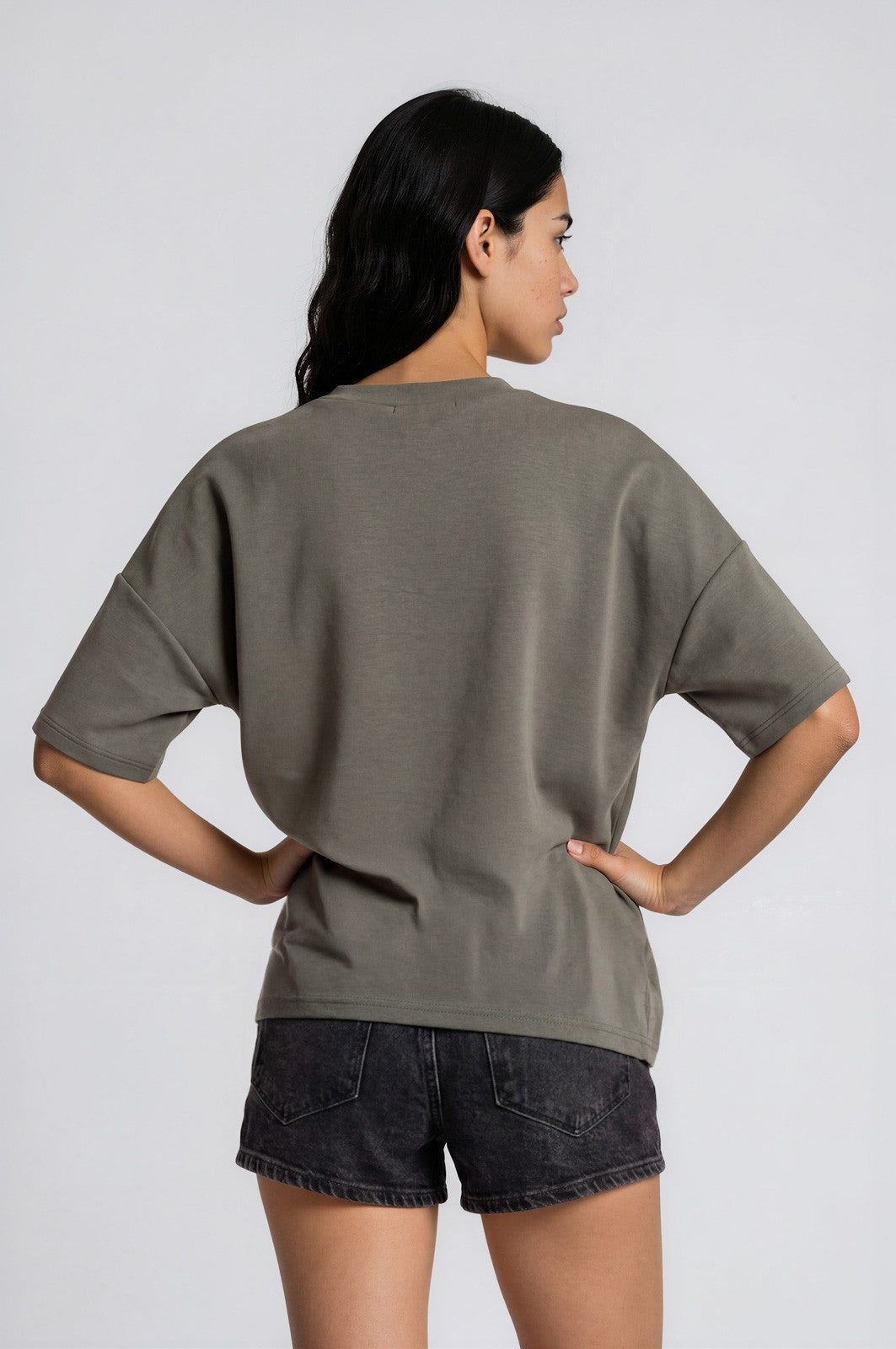crew neck short sleeve pocketed scuba top