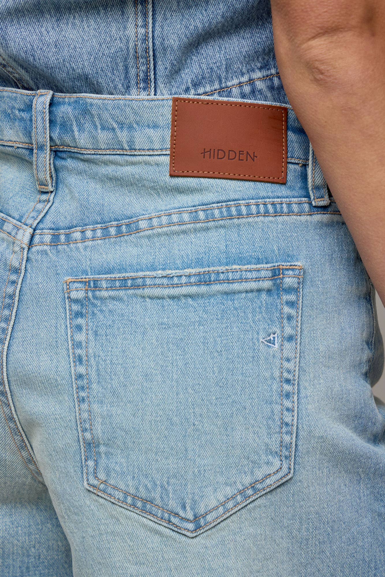 raw hem a-line shorts
