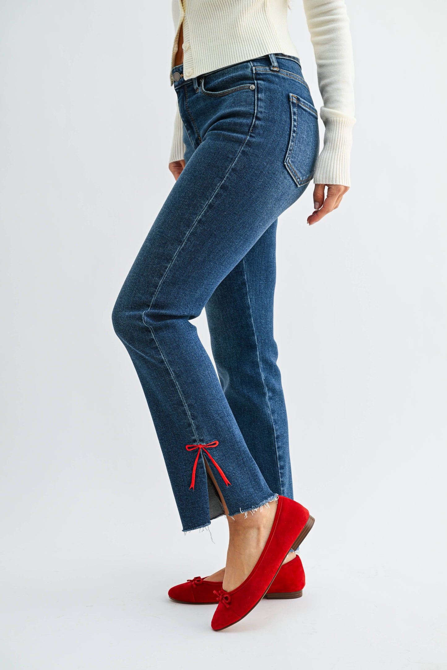 Red Bow Sliced Straight Jean