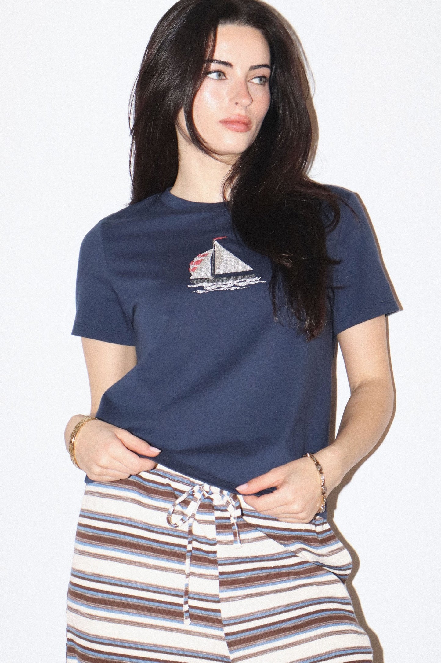 embroidered sailboat graphic tee