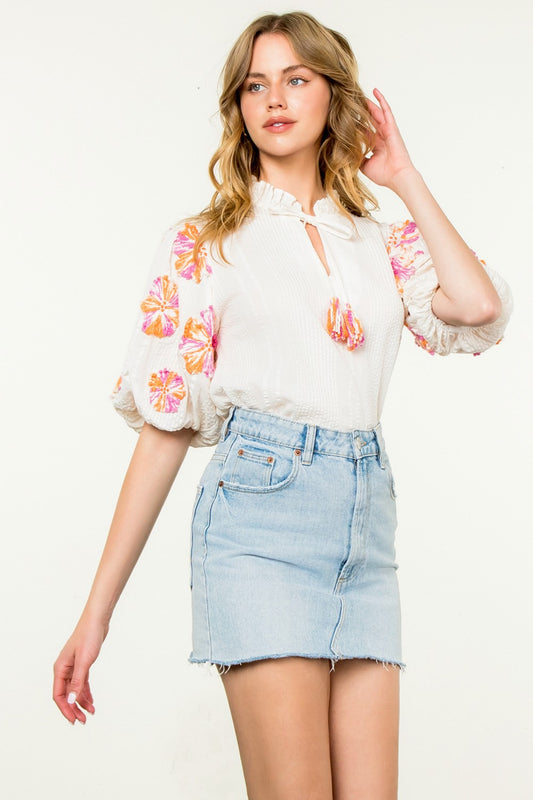 embroidered puff sleeve top