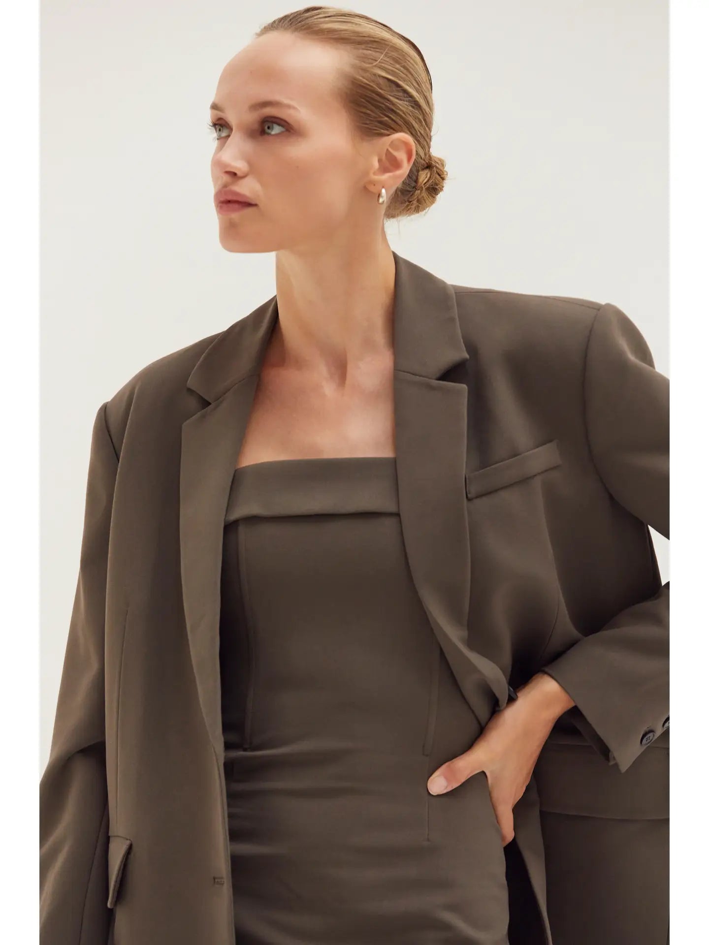 gia woven blazer