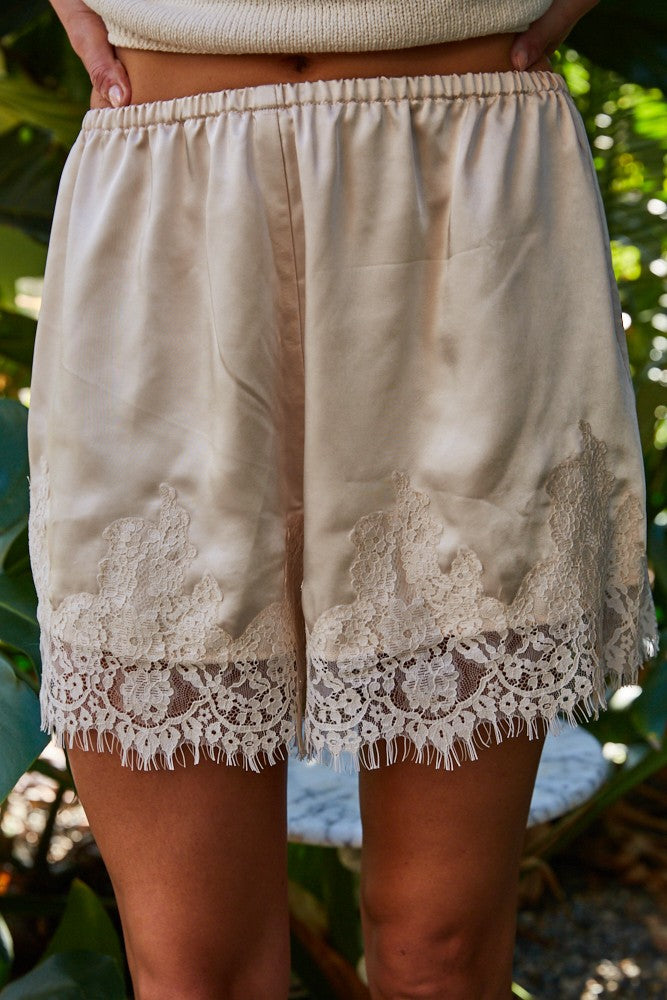 maisy lace shorts