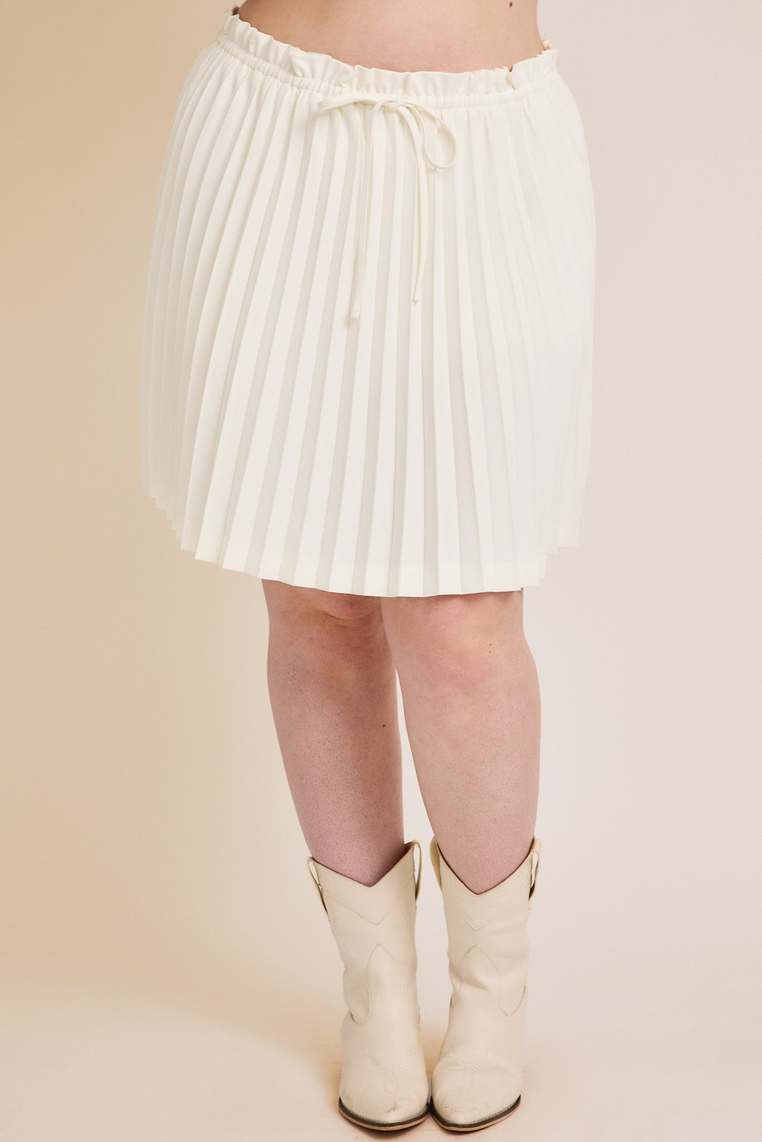 paper bag pleated skirt with shorts-curvy