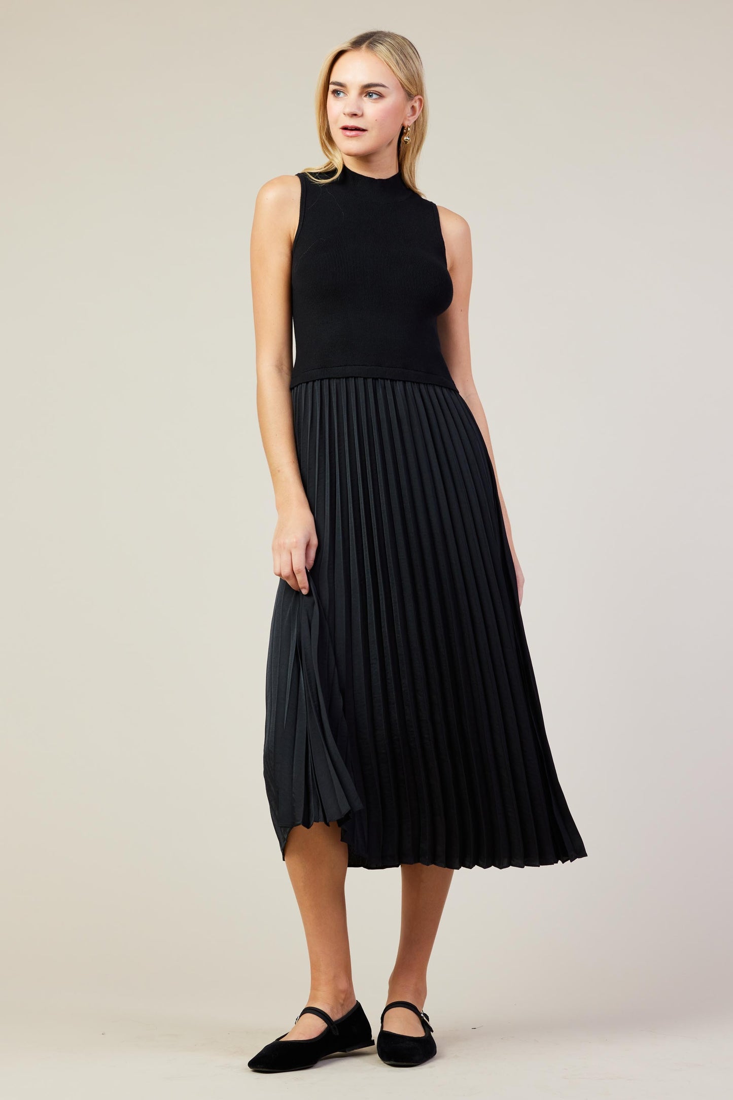 pleated contrast mock neck dress