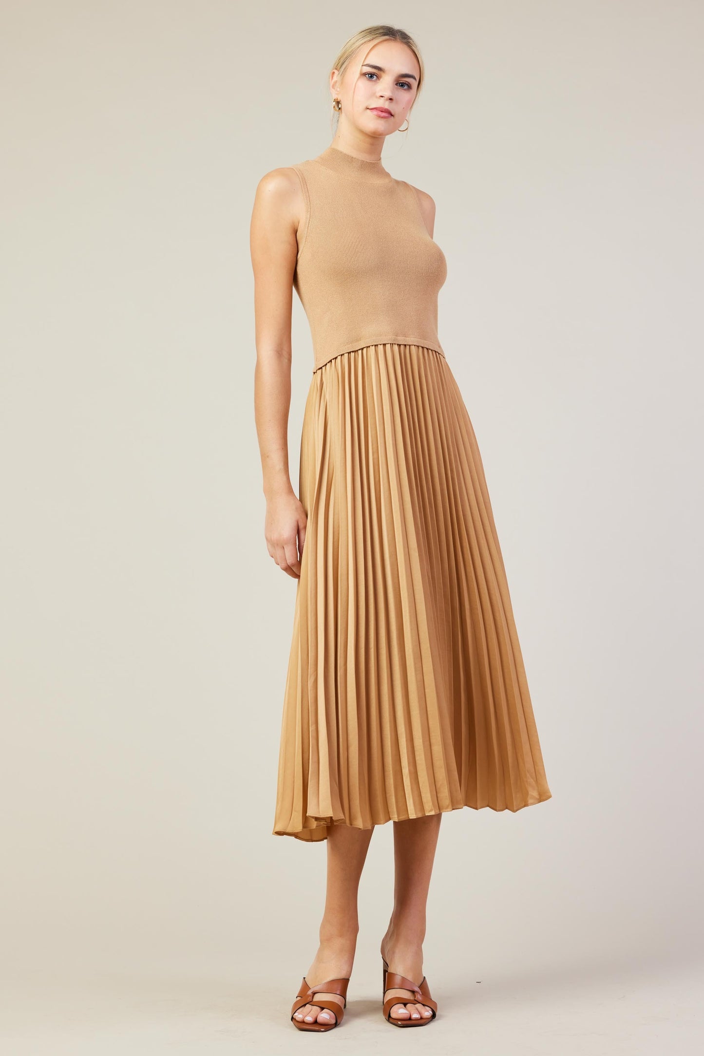 pleated contrast mock neck dress