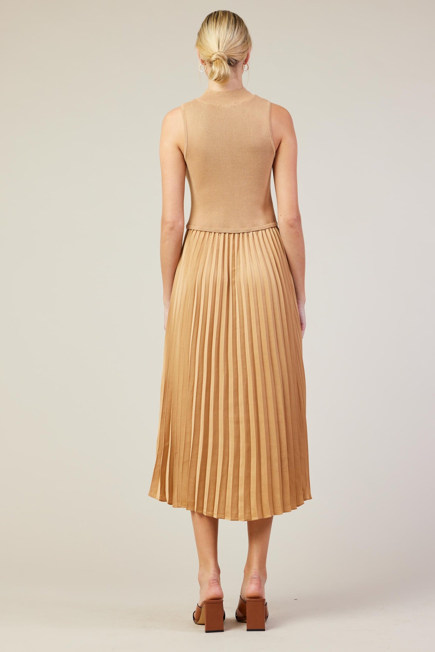 pleated contrast mock neck dress