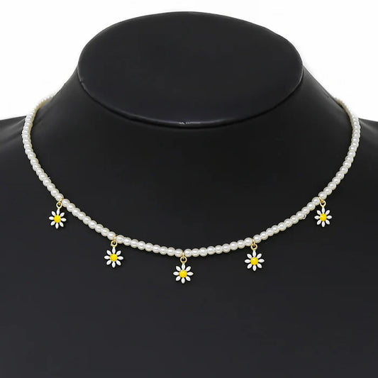 Flower Charm Pearl Beaded Necklace