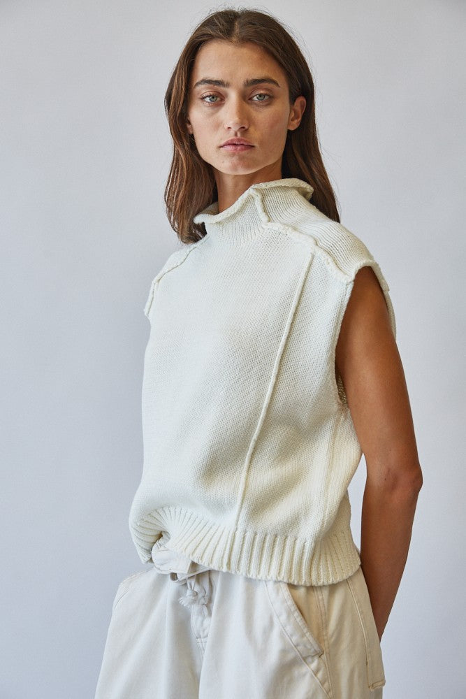 seam detail knit vest