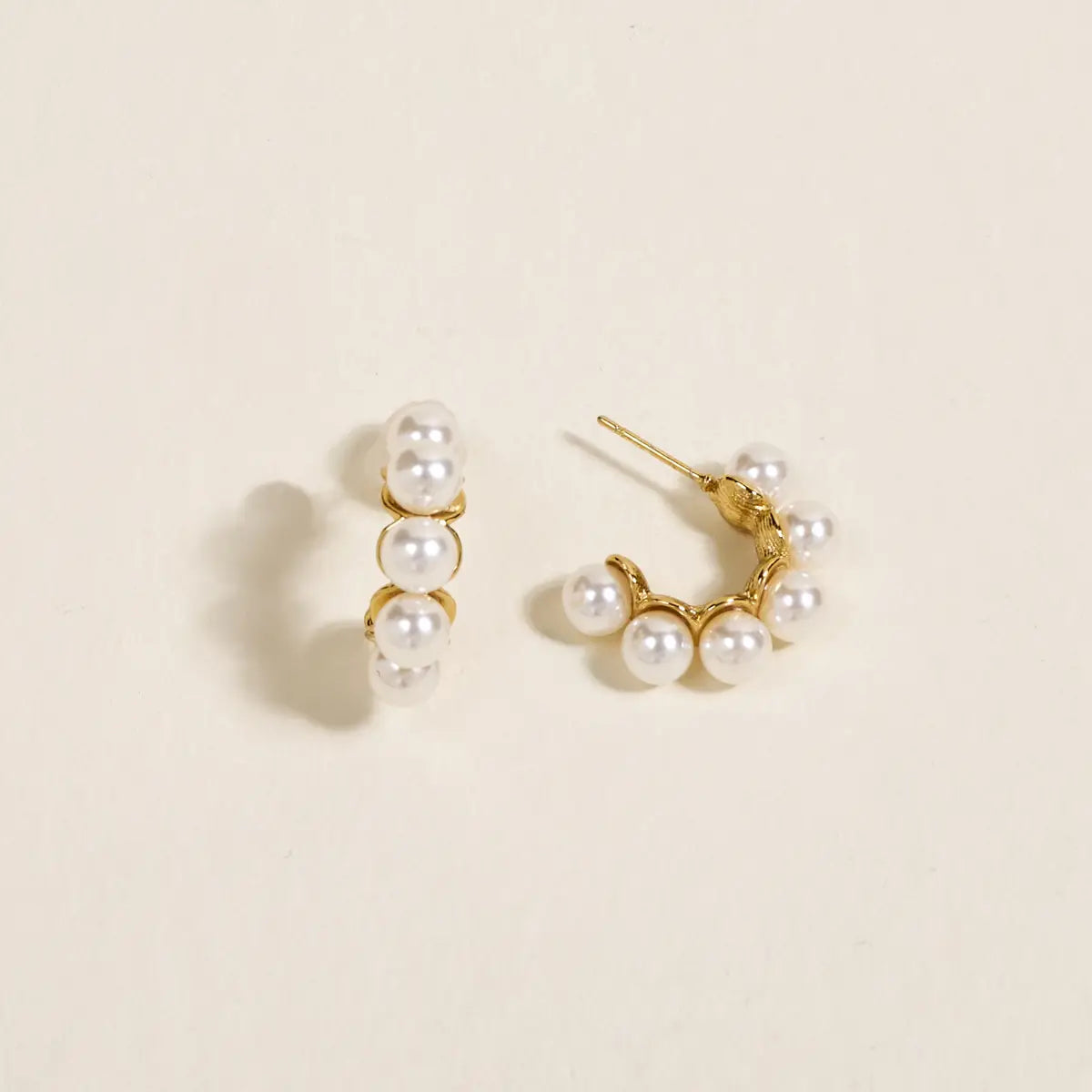 standout earrings-power pearl