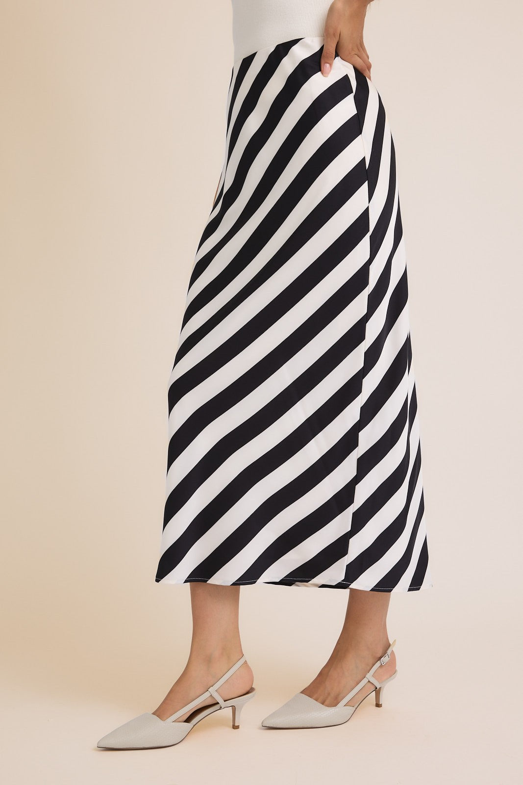 Stripe right midi skirt