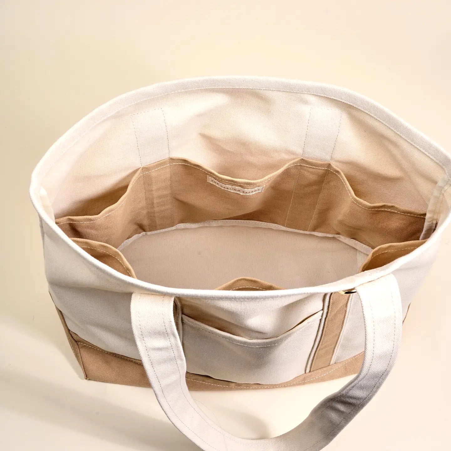 the signature canvas tote bag-beige